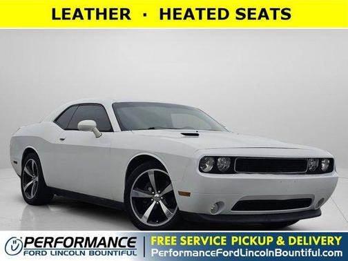 Bright White Clearcoat 2014 Dodge Challenger R/T