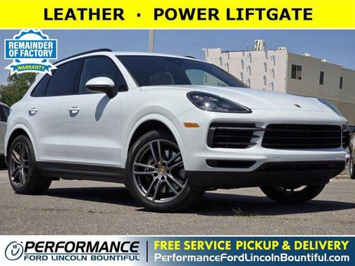 2022 Porsche Cayenne Base