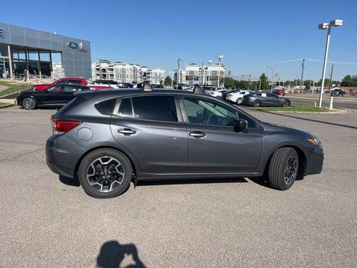 2018 Subaru Impreza 2.0i