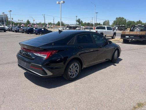 2025 Hyundai ELANTRA HEV Blue