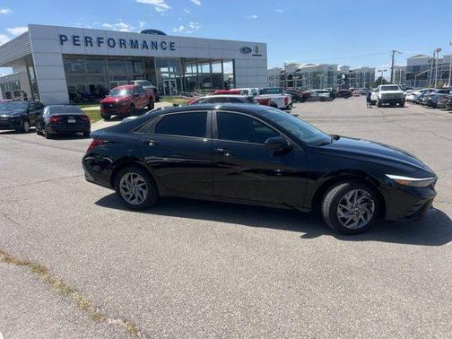 2025 Hyundai ELANTRA HEV Blue