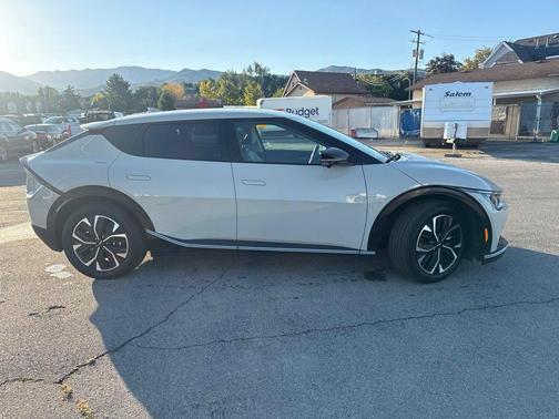Glacier 2024 Kia EV6 Wind