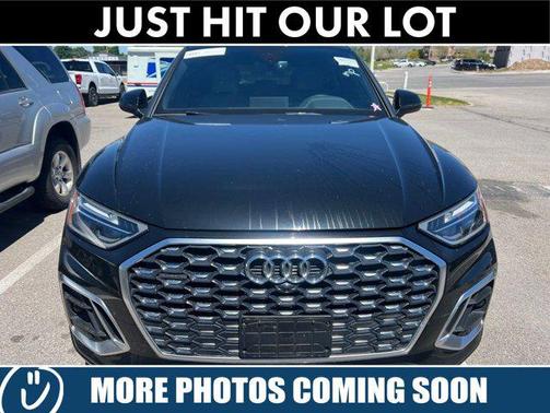Black Metallic 2022 Audi Q5 45 S line Premium