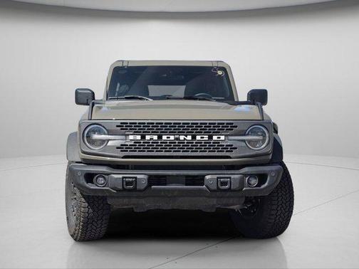 Marsh Gray 2026 Ford Bronco Badlands