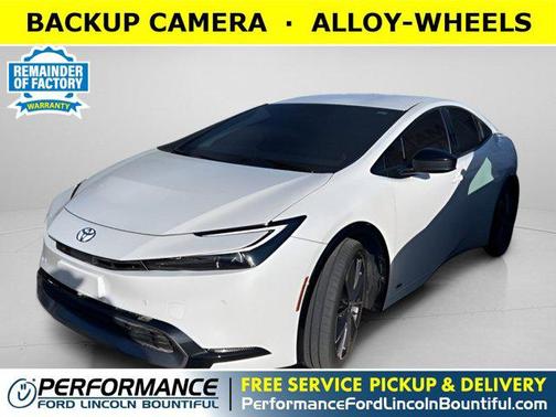 Pearl 2023 Toyota Prius XLE