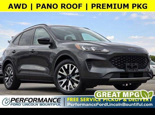 2020 Ford Escape SE