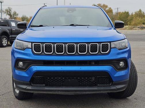 2023 Jeep Compass Latitude Lux