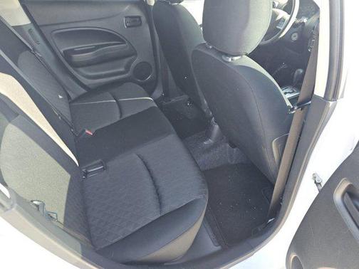 2022 Mitsubishi Mirage ES