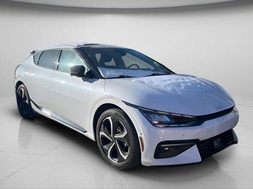 Snow White Pearl 2023 Kia EV6 GT-Line