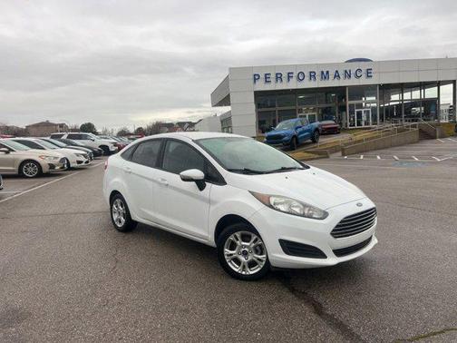 2015 Ford Fiesta SE