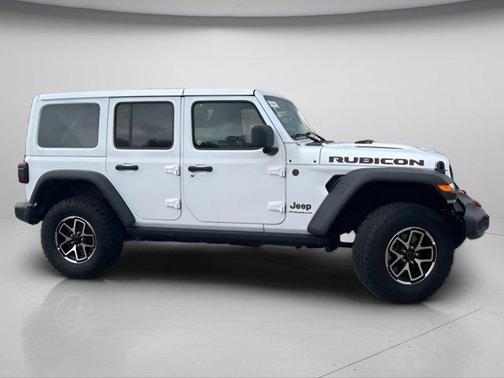 Bright White Clearcoat 2025 Jeep Wrangler Rubicon