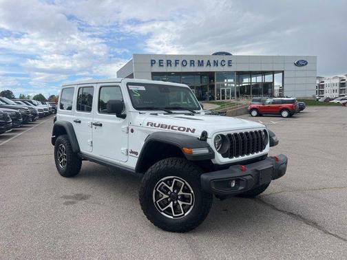 Bright White Clearcoat 2025 Jeep Wrangler Rubicon