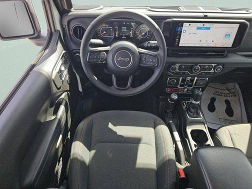 Bright White Clearcoat 2025 Jeep Wrangler Rubicon