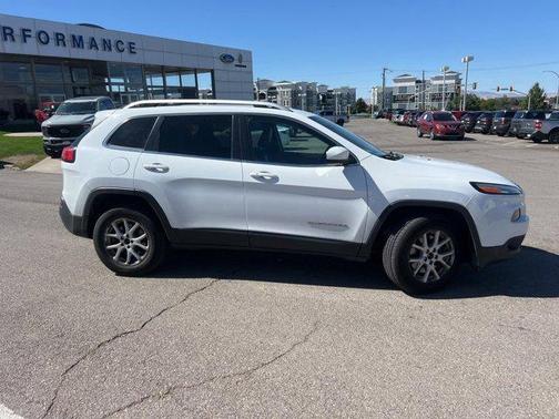 2018 Jeep Cherokee Latitude Plus