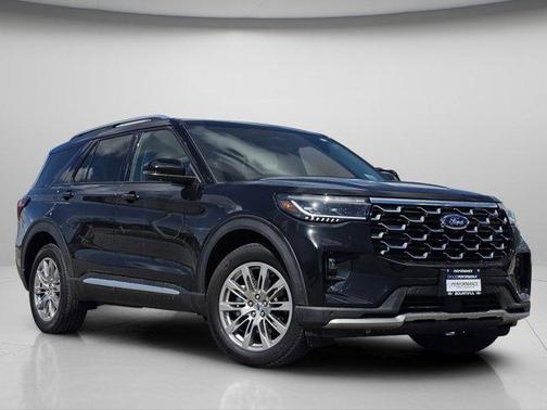 Black Metallic 2025 Ford Explorer Platinum