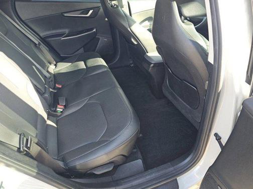 2023 Kia EV6 Wind