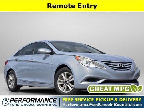 Iridescent Silver Blue Pearl 2011 Hyundai SONATA GLS