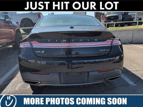 2017 Lincoln MKZ Base