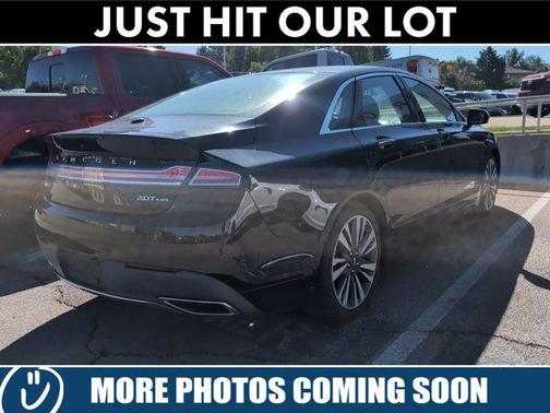 2017 Lincoln MKZ Base