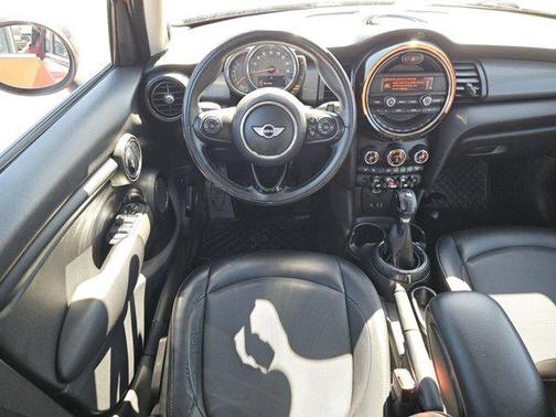 2016 MINI Hardtop Cooper