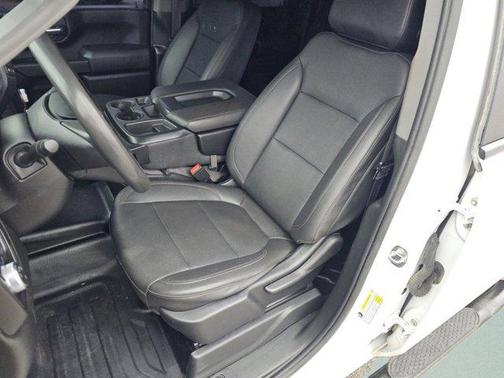 2023 GMC Sierra 2500 Pro