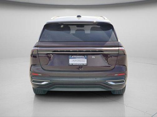 2025 Lincoln Nautilus Reserve