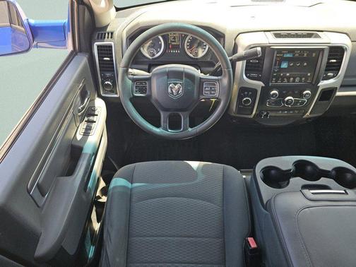 Blue Streak Pearlcoat 2015 RAM 2500 Mega Cab SLT
