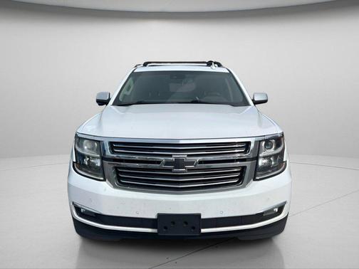 Summit White 2017 Chevrolet Suburban Premier