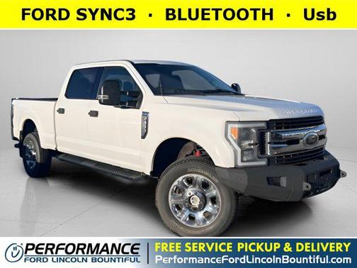 Oxford White 2017 Ford F-250 XLT