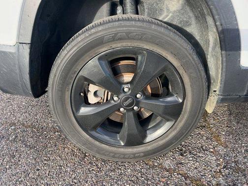 2020 Jeep Cherokee Altitude