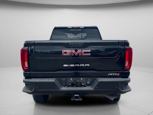 Ebony Twilight Metallic 2022 GMC Sierra 2500 AT4