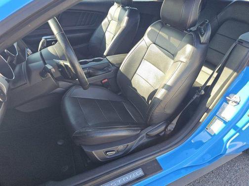 2017 Ford Mustang EcoBoost Premium