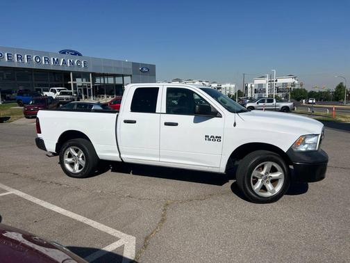Bright White Clearcoat 2016 RAM 1500 Tradesman