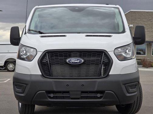 2025 Ford Transit-150 XL