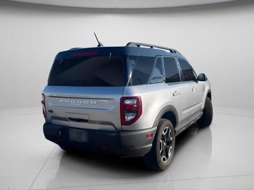 Silver Metallic 2022 Ford Bronco Sport Outer Banks