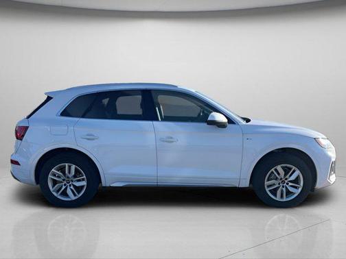 2022 Audi Q5 45 S line Premium