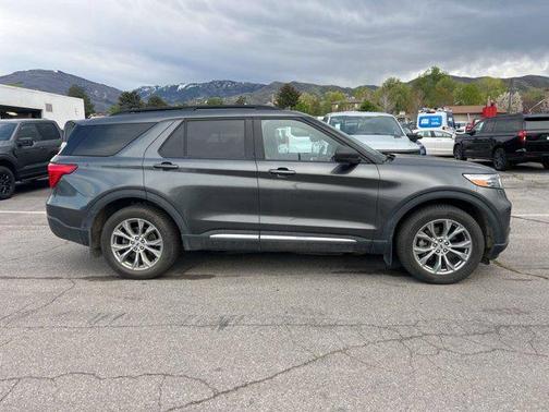 Magnetic Metallic 2020 Ford Explorer XLT
