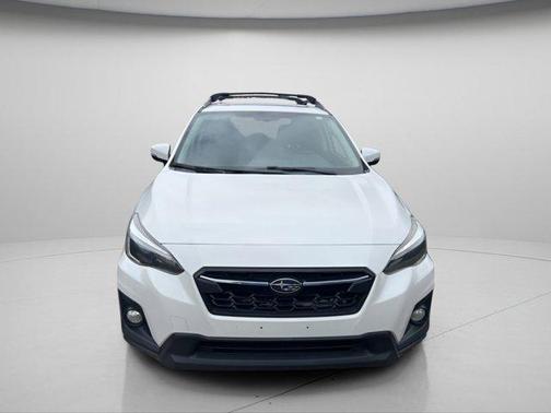 Crystal White Pearl 2018 Subaru Crosstrek 2.0i Limited