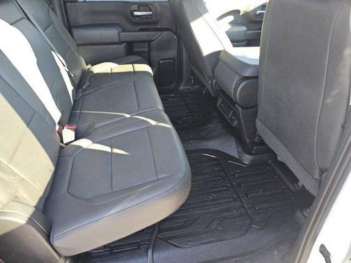 2023 GMC Sierra 2500 Pro