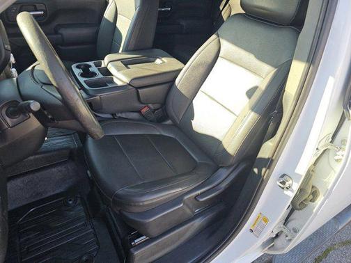 2023 GMC Sierra 2500 Pro