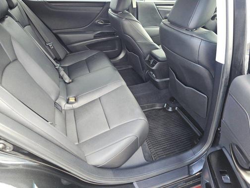 Caviar 2024 Lexus ES 350 Base