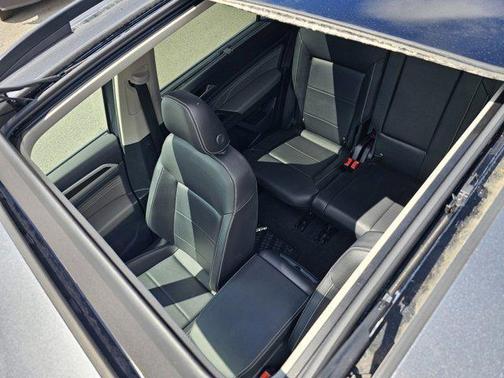 2022 Volkswagen Atlas 3.6L SE w/Technology