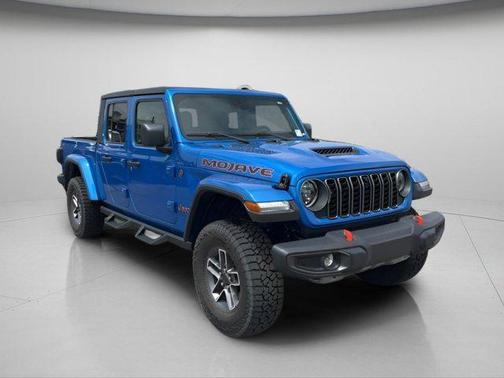 Hydro Blue Pearlcoat 2025 Jeep Gladiator Mojave