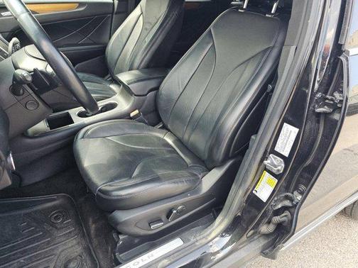 2015 Lincoln MKC Base