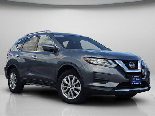 Gun Metallic 2018 Nissan Rogue SV