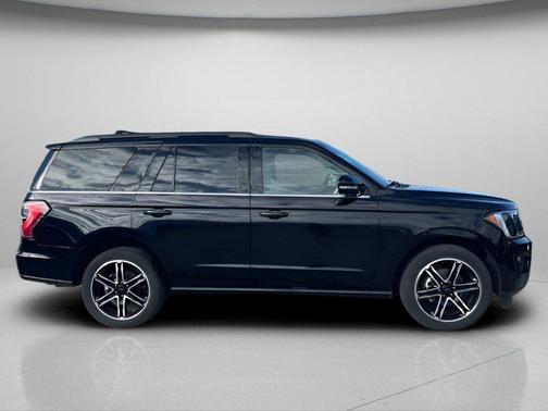 Agate Black Metallic 2019 Ford Expedition Limited