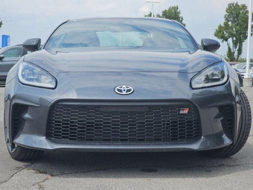2025 Toyota GR86 Premium