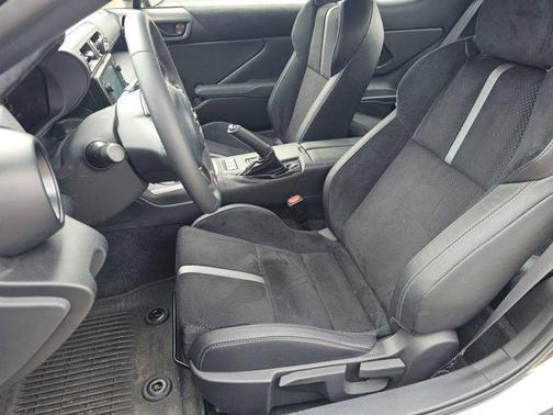 2025 Toyota GR86 Premium