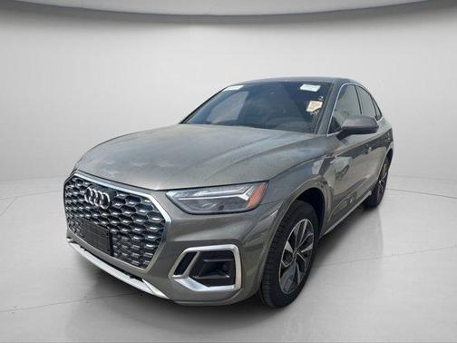 2023 Audi Q5 45 S line Premium