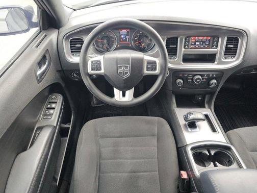 2012 Dodge Charger SE